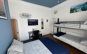 Backpackers Blackpool Hotel & Suites